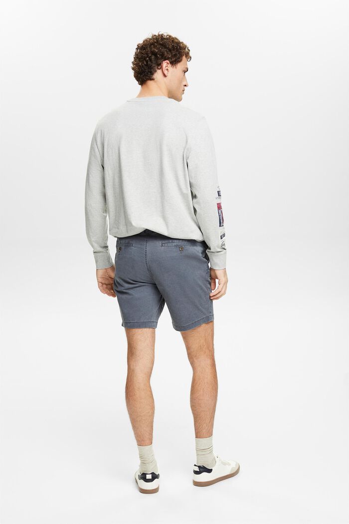 Shorts chinos slim con efecto lavado, DARK GREY, detail image number 2