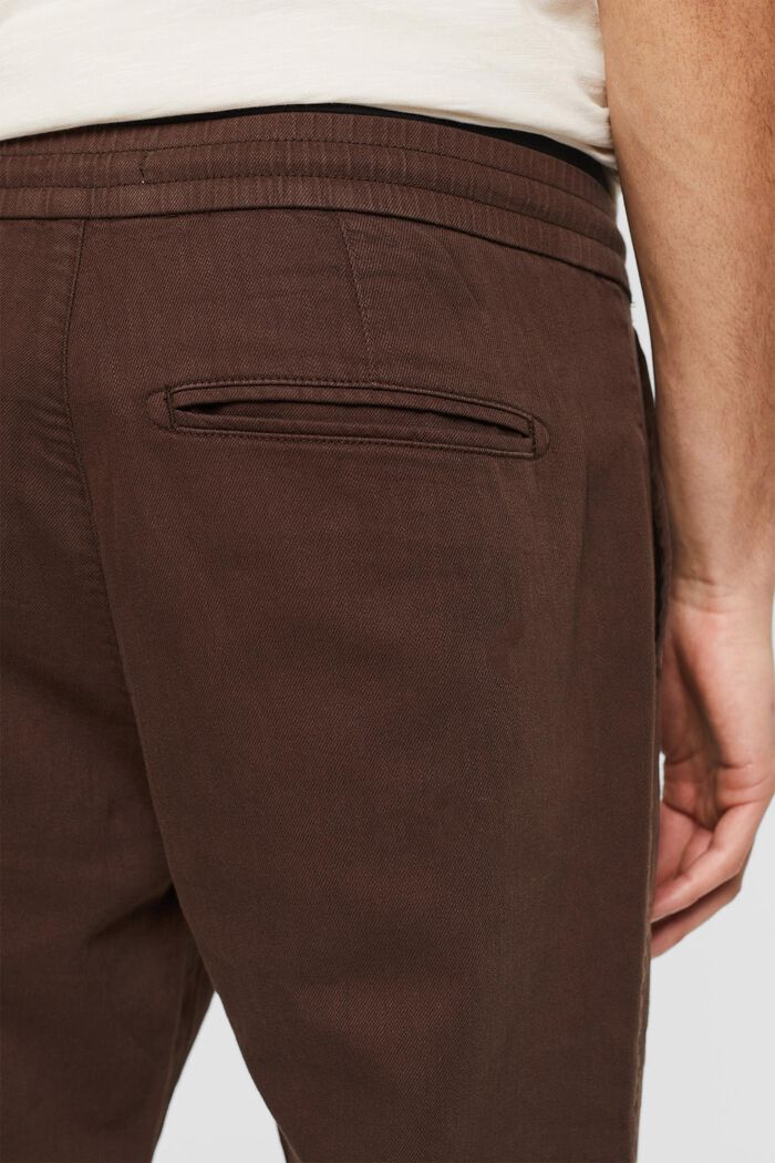 Con lino: pantalón con cordón en la cintura, BROWN, detail image number 5