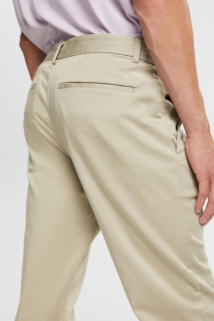 Con TENCEL™: pantalones chinos, BEIGE, detail image number 4
