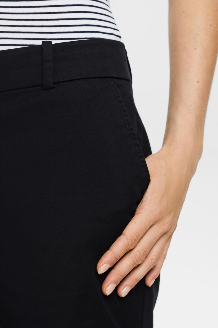 Pantalón corto de sarga con dobladillo, BLACK, detail image number 2