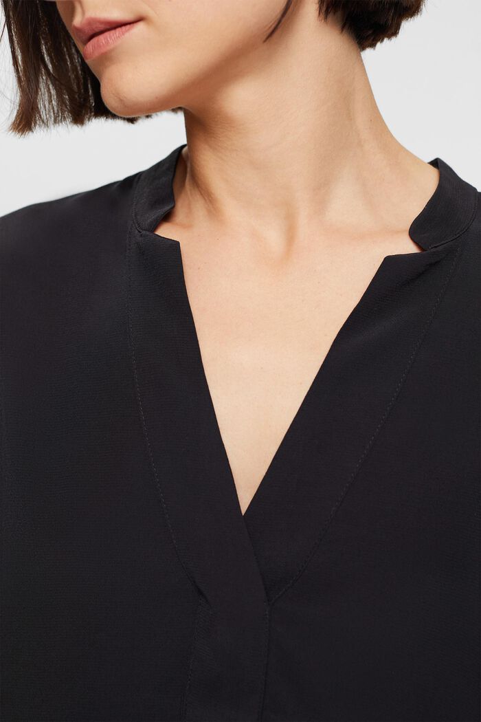Blusa con cuello pico, LENZING™ ECOVERO™, BLACK, detail image number 2