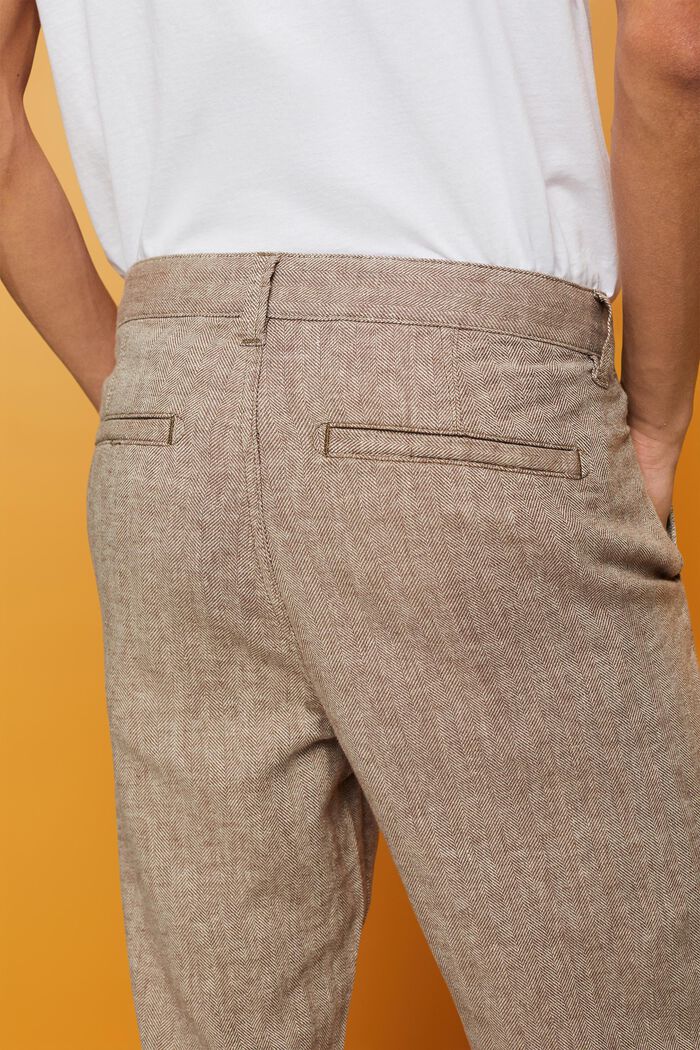 Pantalones en mezcla de algodón y lino con diseño de espiga, DARK BROWN, detail image number 4