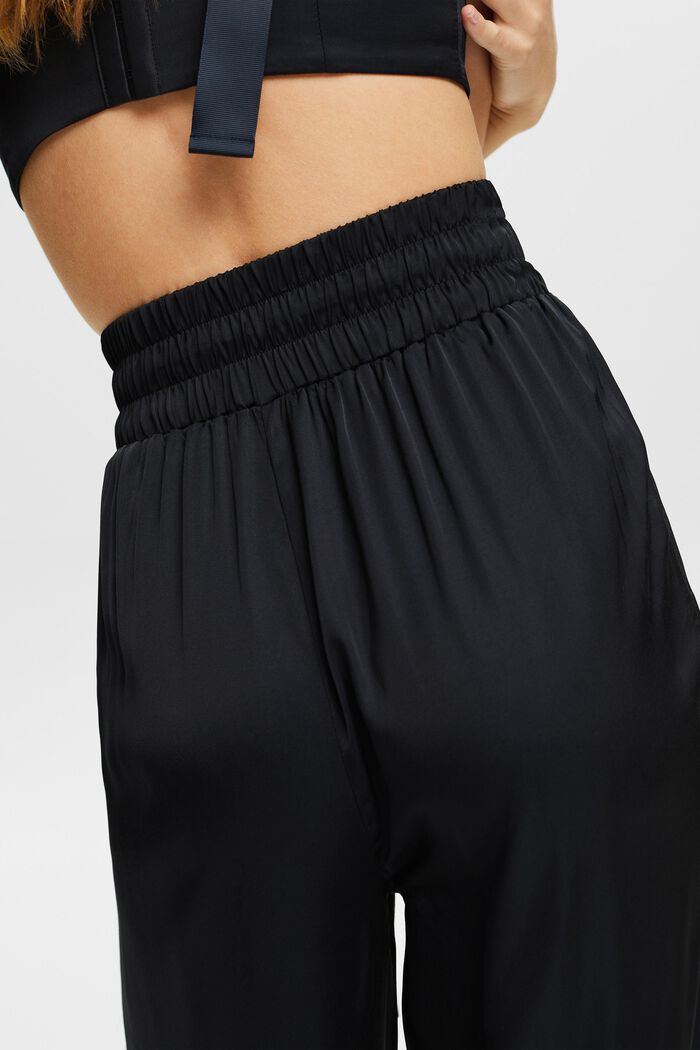 Pantalón de satén con pernera amplia, BLACK, detail image number 3
