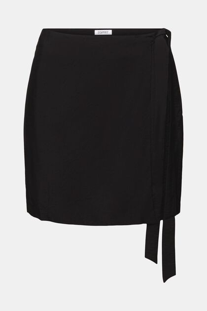 Minifalda arrugada con diseño cruzado