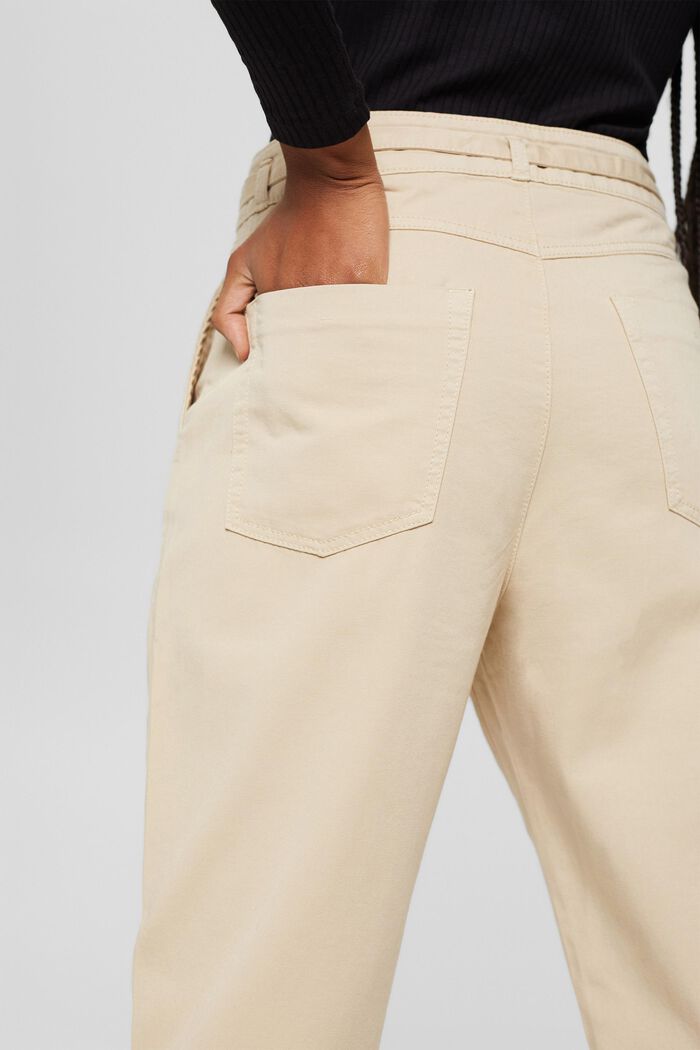 Pantalón con pliegues en la cintura con cinturón, algodón Pima, BEIGE, detail image number 5