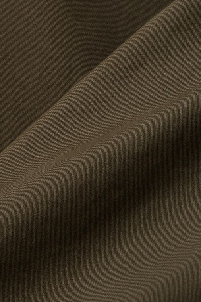 Pantalón chino ajustado en sarga de algodón, DARK KHAKI, detail image number 5