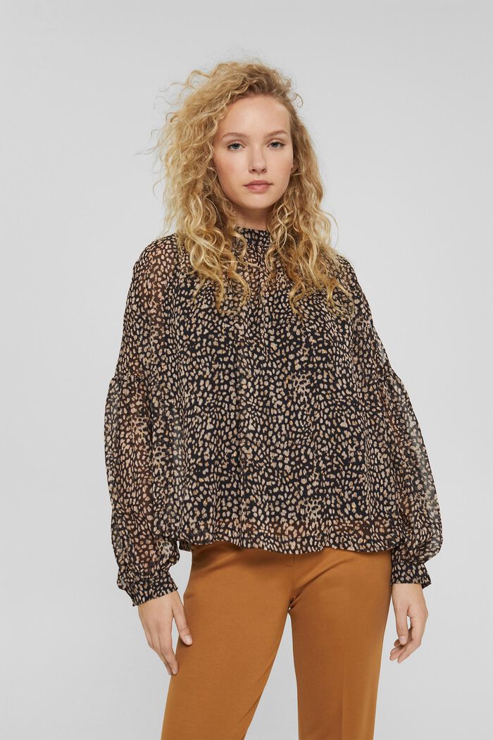 Reciclada: blusa con estampado de leopardo y aberturas en los hombros, BLACK, detail image number 0