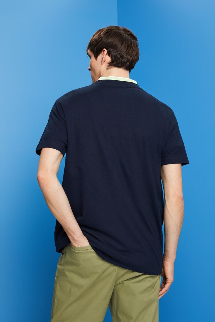 Camiseta en mezcla de algodón- lino, NAVY, detail image number 3