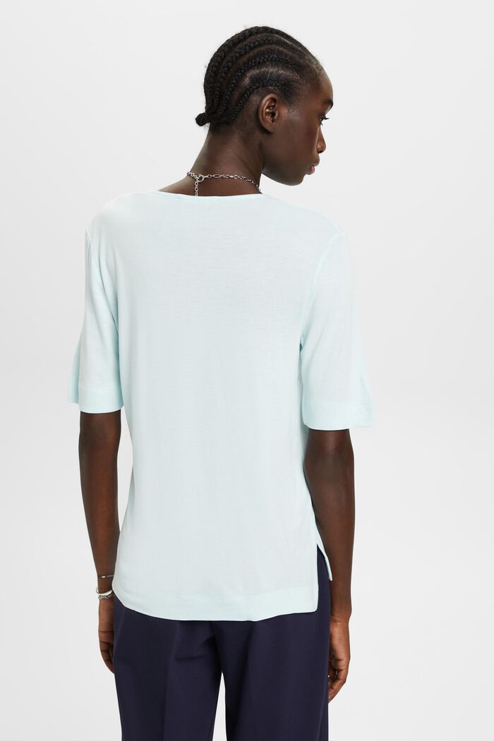 Camiseta de viscosa cuello en pico y estampado metalizado, LIGHT AQUA GREEN, detail image number 3