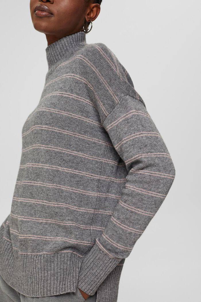 Con lana y cachemir: Jersey de cuello mao, MEDIUM GREY, detail image number 2