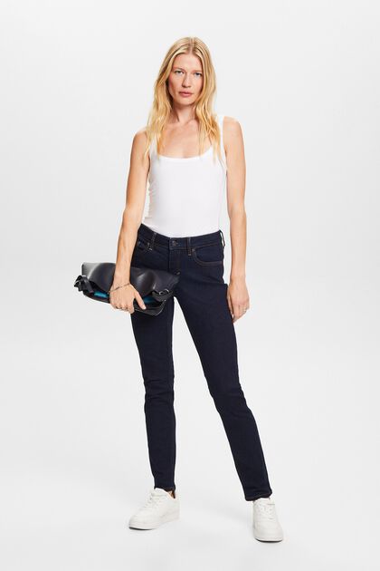 Reciclados: jeans mid-rise slim fit elásticos