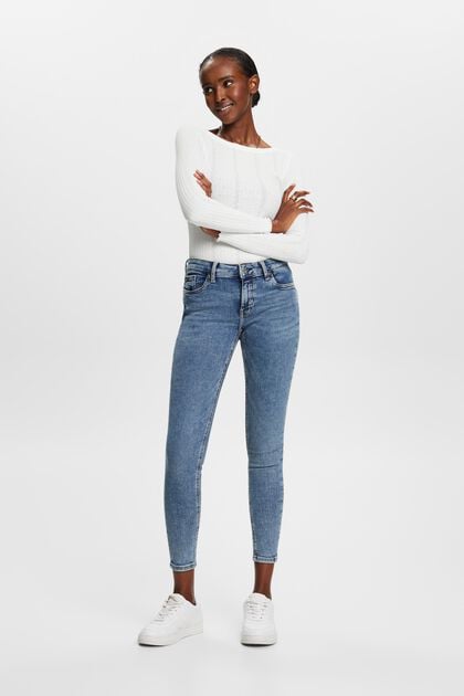 Reciclados: jeans mid rise skinny fit elásticos