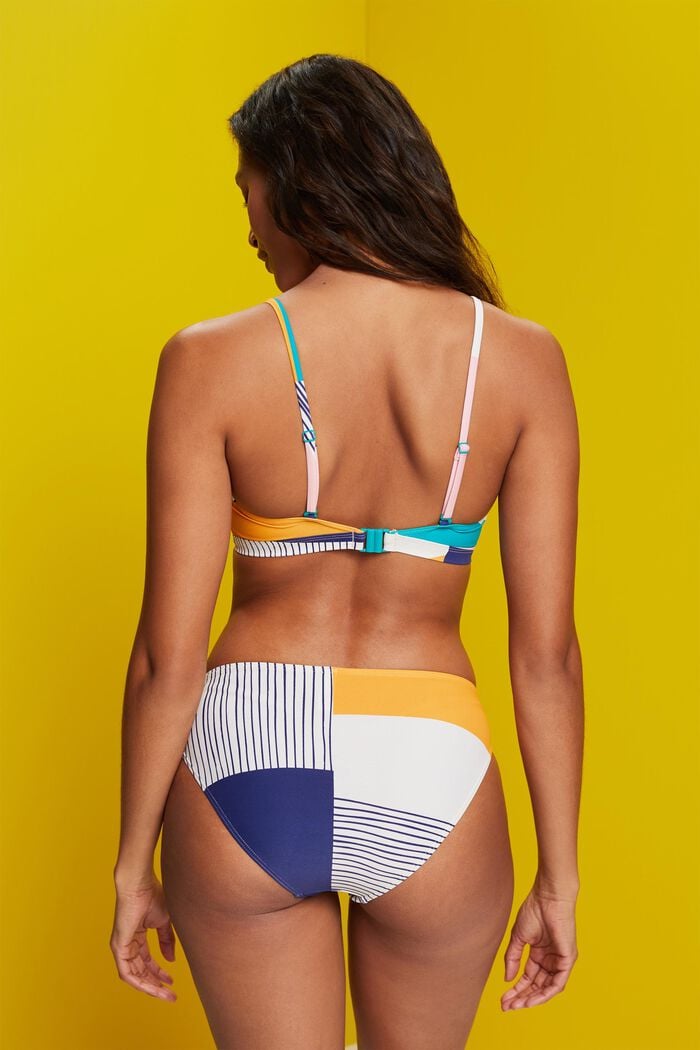 Top de bikini con diseño corto y mezcla de estampados, SAND, detail image number 2