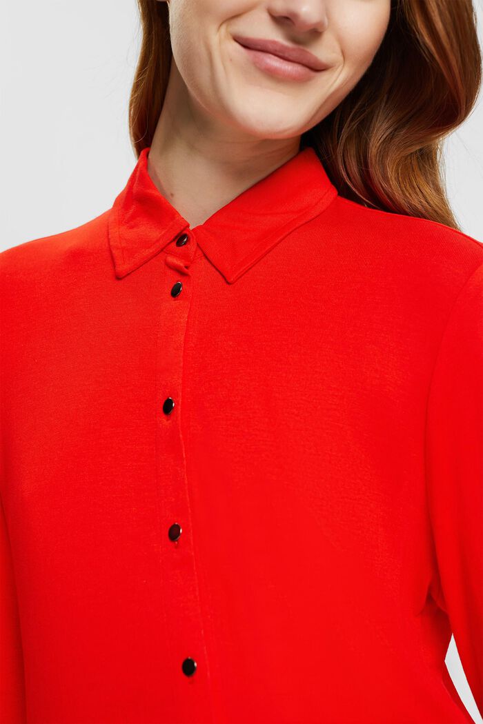 Camiseta de manga larga con botones, LENZING™ ECOVERO™, RED, detail image number 0
