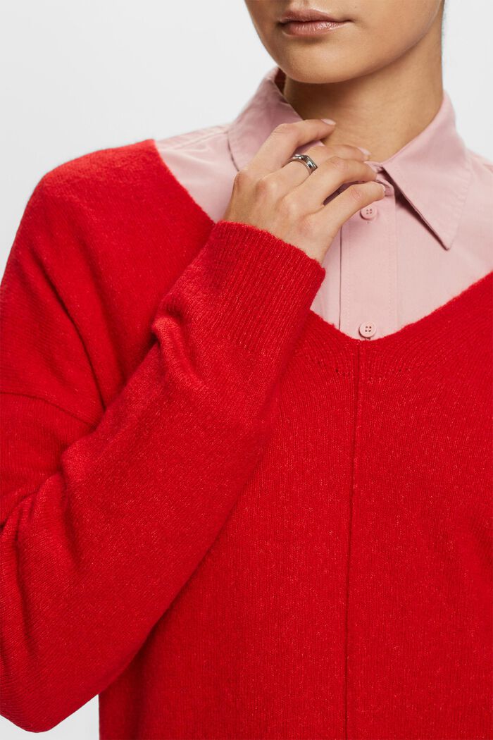 Jersey de cuello pico en mezcla de lana, DARK RED, detail image number 2