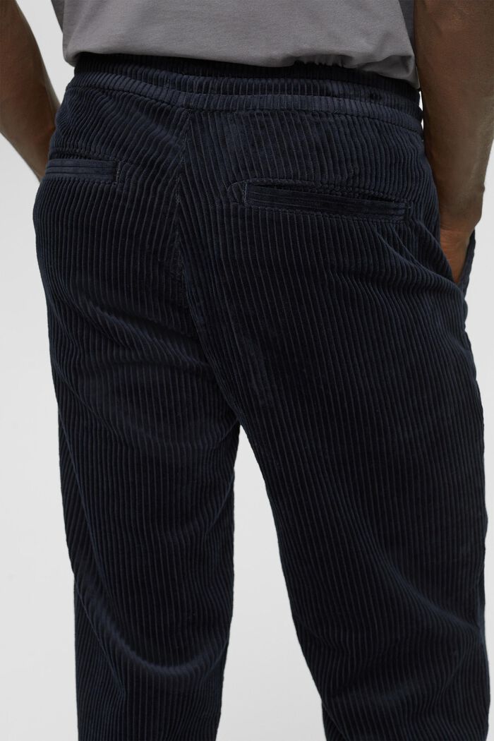 Pantalón de pana de estilo deportivo, BLACK, detail image number 4