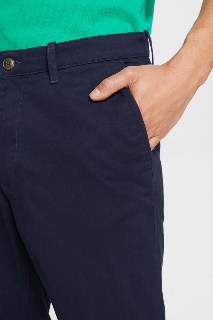 Pantalones chinos rectos en algodón, NAVY, detail image number 4