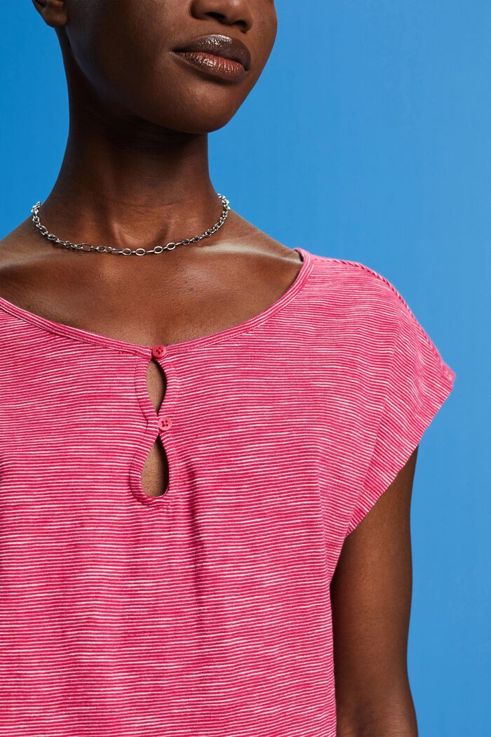 Camiseta con abertura en forma de gota en el cuello, DARK PINK, detail image number 2