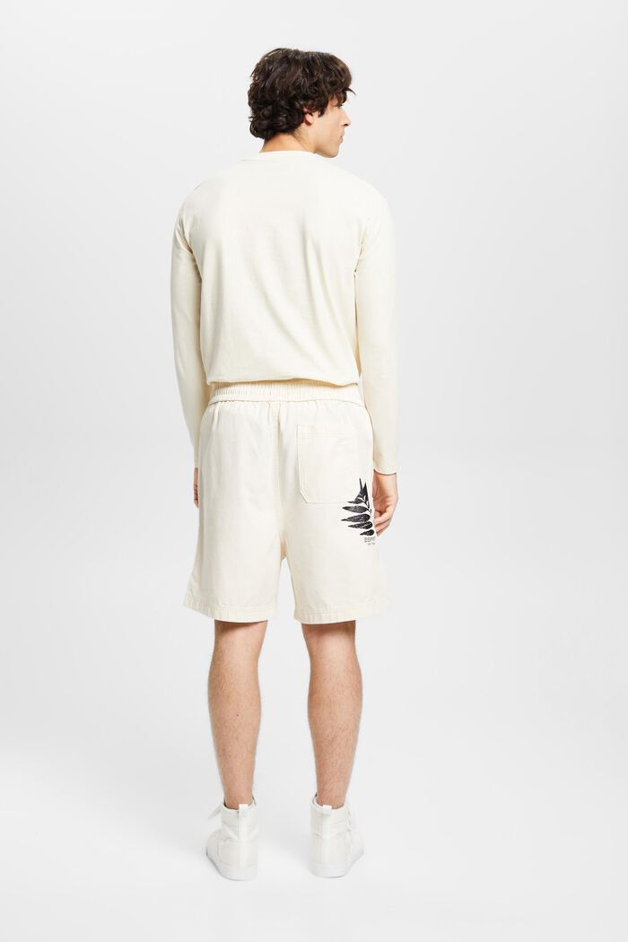 Pantalón corto de algodón puro con estampado en la espalda, CREAM BEIGE, detail image number 3