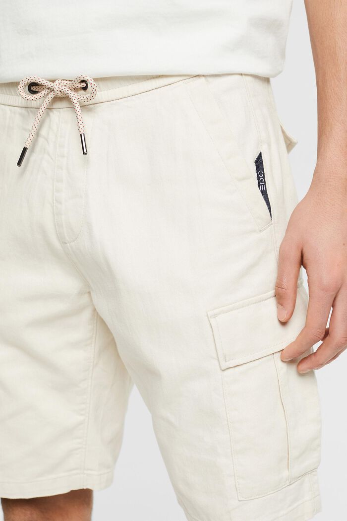 Con lino: pantalón cargo corto, LIGHT BEIGE, detail image number 2