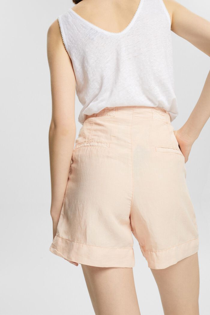 Con lino: pantalones cortos con tira de botones, NUDE, detail image number 7