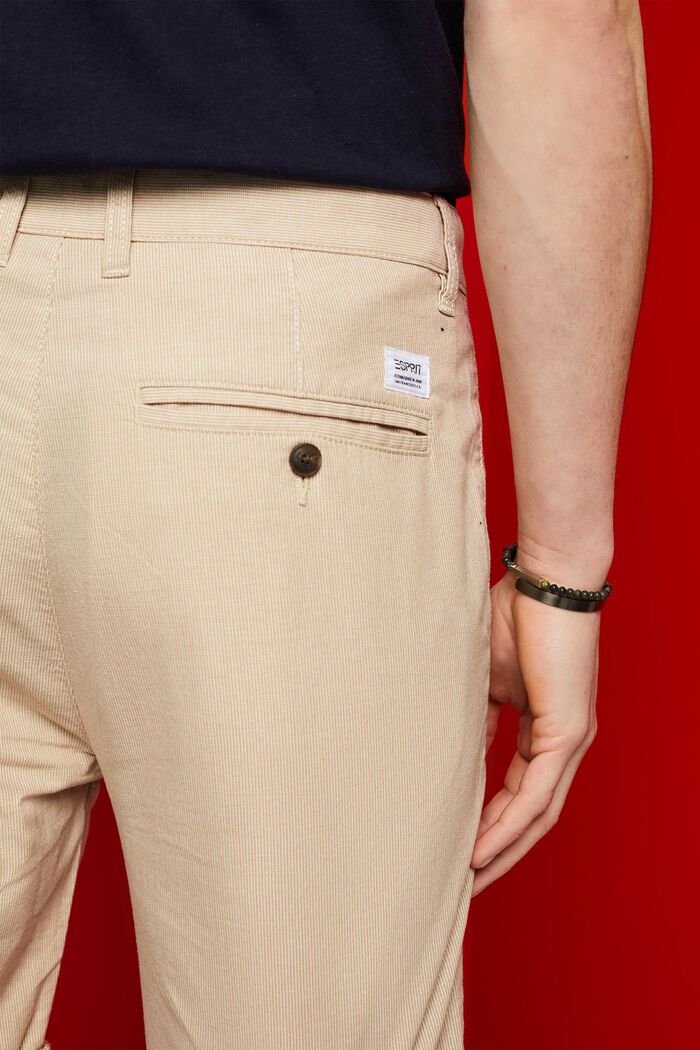 Pantalón corto estilo chino en dos tonos, LIGHT BEIGE, detail image number 4