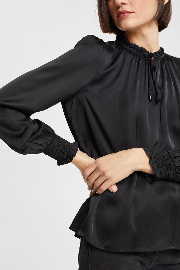 Blusa de satén con cuello fruncido, LENZING™ ECOVERO™, BLACK, detail image number 0