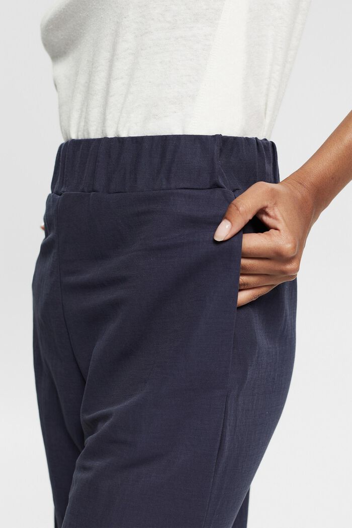 Pantalón amplio con cintura elástica, LENZING™ ECOVERO™, ANTHRACITE, detail image number 2
