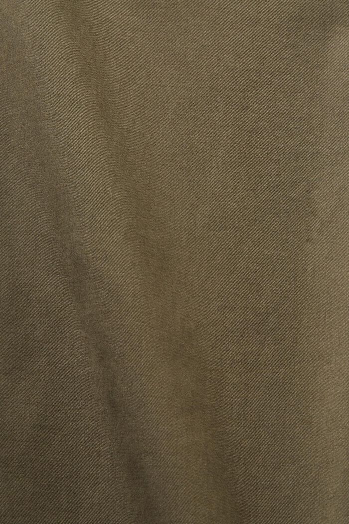 Pantalón chino recto en sarga de algodón, DARK KHAKI, detail image number 6
