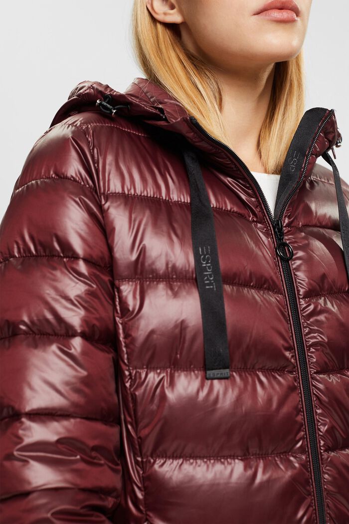 Abrigo acolchado con capucha ajustable extraíble, BORDEAUX RED, detail image number 0