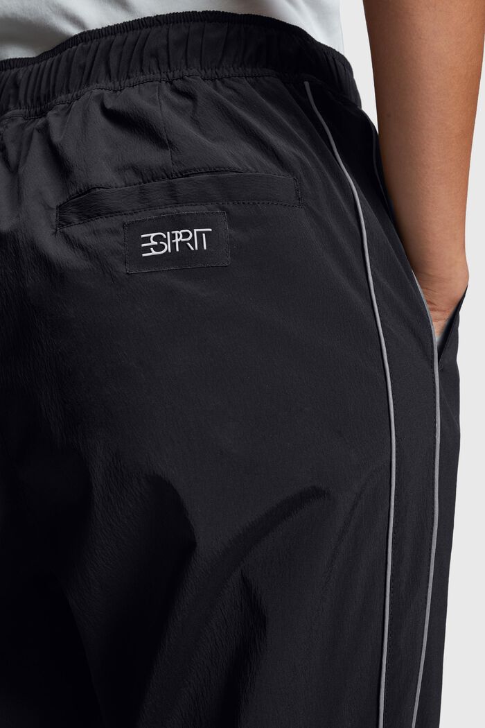 Pantalón deportivo de cintura alta con hebilla, BLACK, detail image number 3