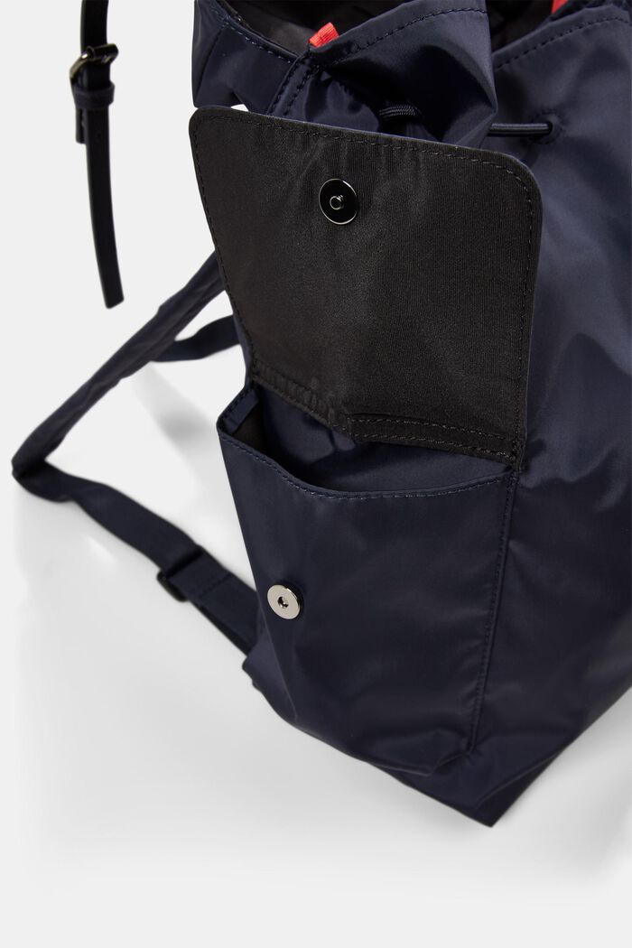 Reciclada: mochila con compartimentos laterales, NAVY, detail image number 3