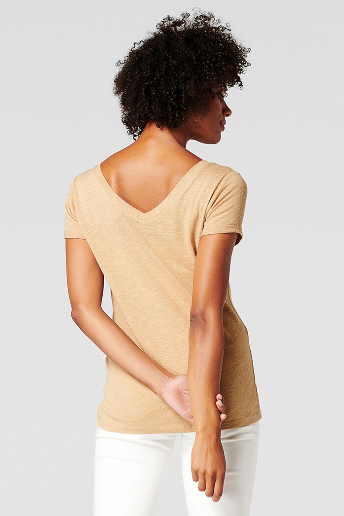 Con lino: camiseta con el cuello en pico por delante y por detrás, SAND, detail image number 1