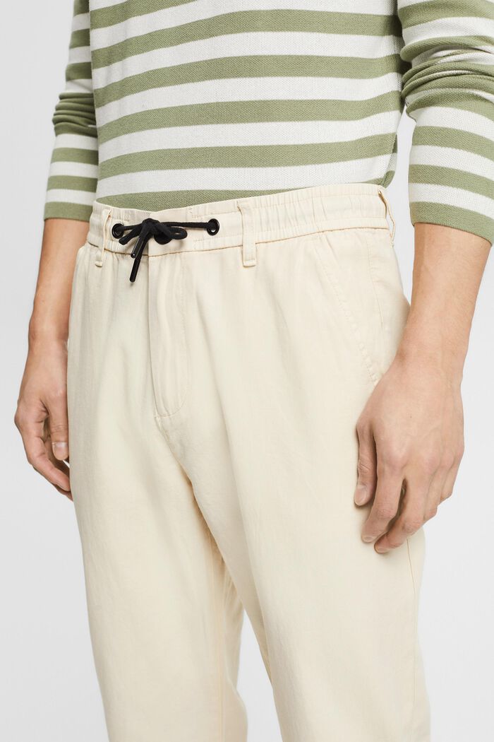 Con lino: pantalones chinos con cordón en la cintura, CREAM BEIGE, detail image number 2