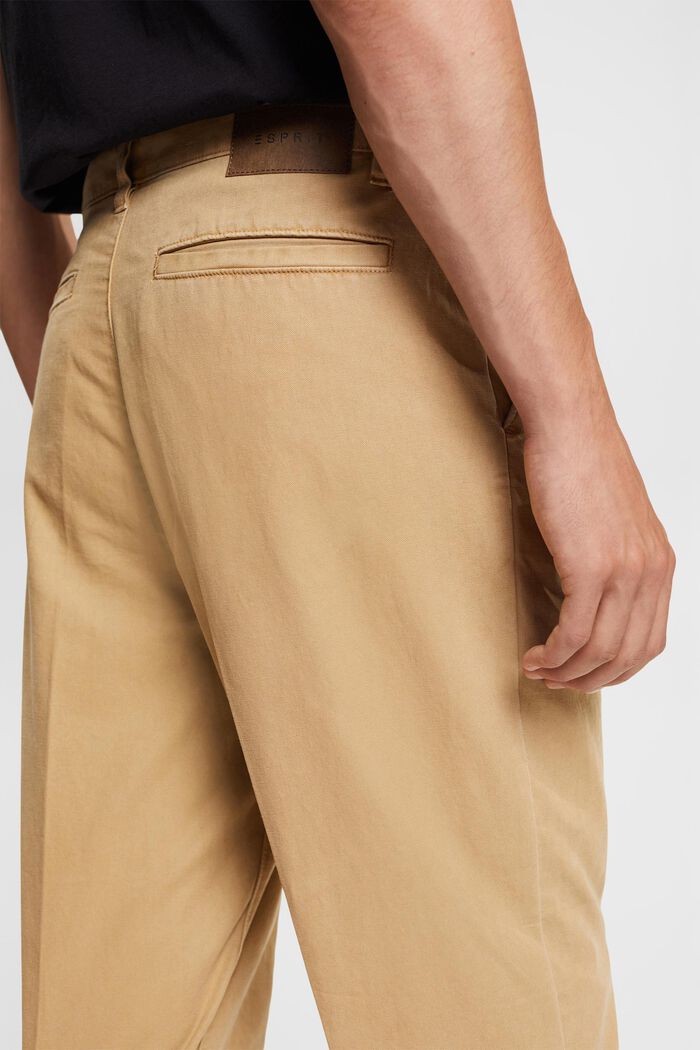 Pantalones chinos de corte holgado, CREAM BEIGE, detail image number 4