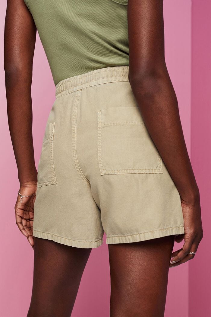 Shorts de sarga con cintura fruncida, DUSTY GREEN, detail image number 4