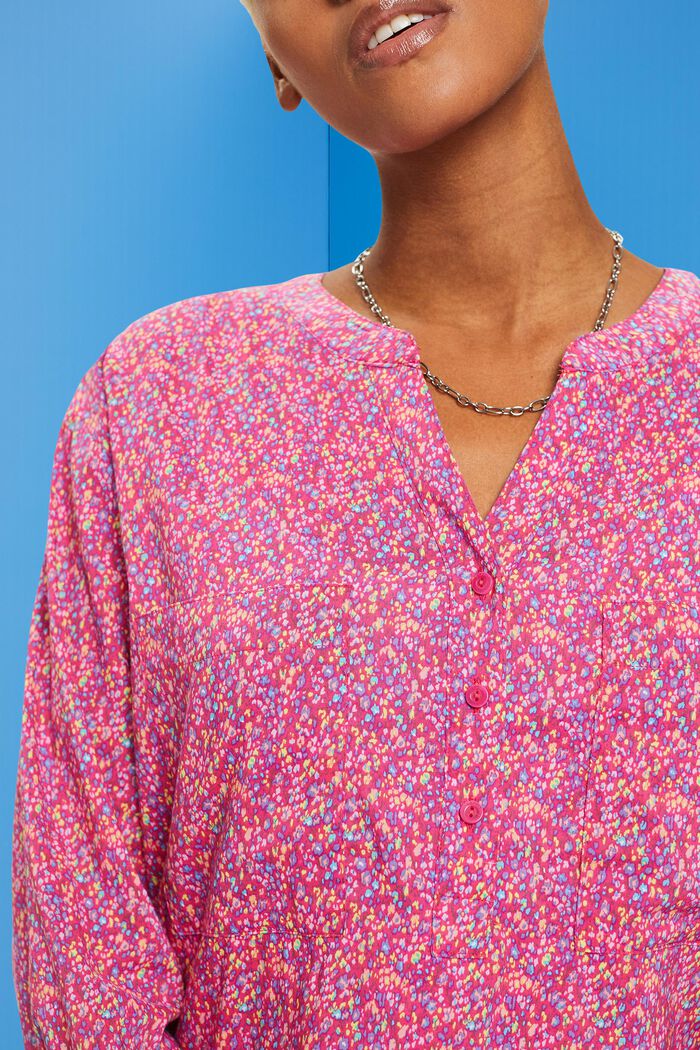 Blusa floral con cuello en pico y botones, PINK FUCHSIA, detail image number 2