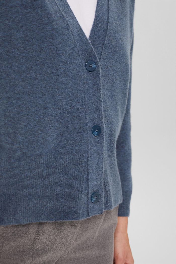 Con lana de borrego: cárdigan con escote en pico, PETROL BLUE, detail image number 2