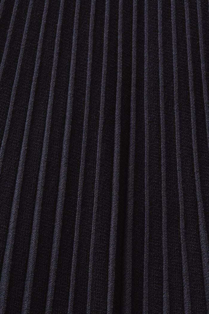 Vestido midi plisado de cuello alto con mangas cortas, BLACK, detail image number 5
